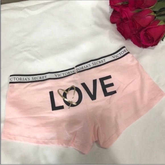 VS undies size small - Picture 2 of 2